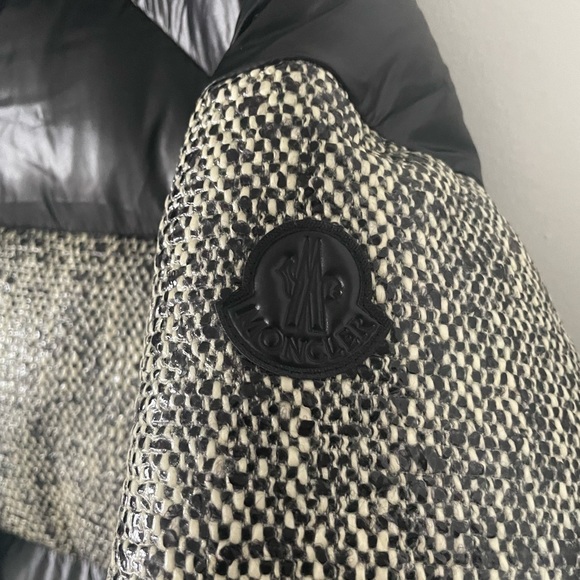 SOLD Moncler Erine Quilted Puffer Jacket - Picture 2 of 16